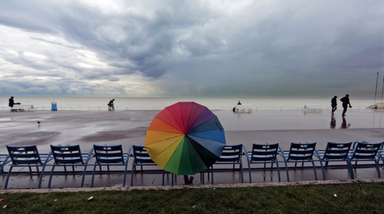 Τοπικές βροχές σε κεντρικά και νότια, μποφόρ στο Αιγαίο