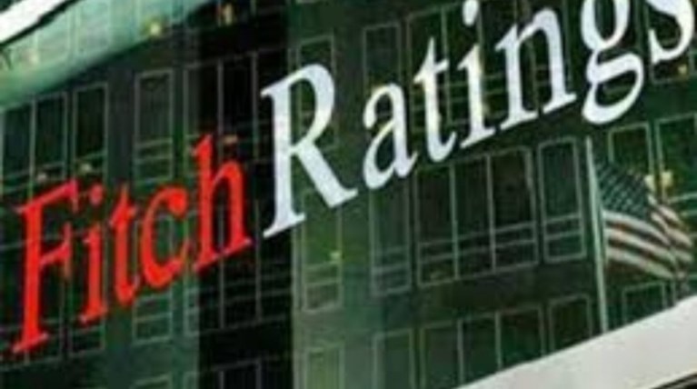 Fitch: Το σχέδιο «Ηρακλής» είναι θετικό για το αξιόχρεο των τραπεζών