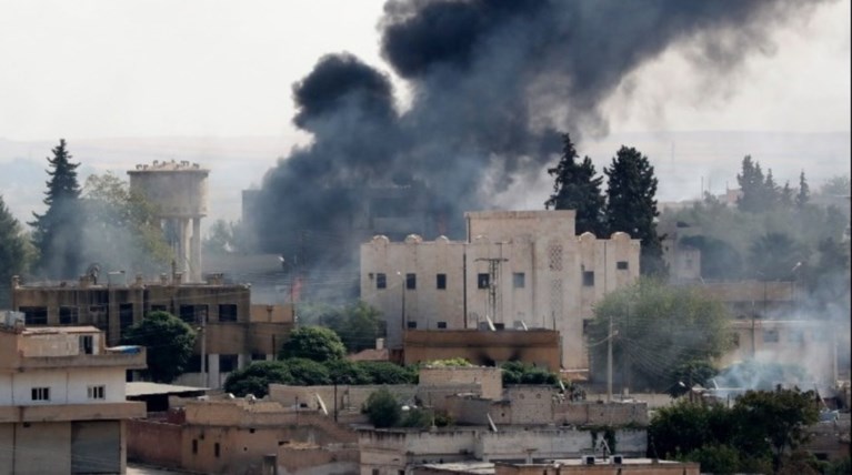 Τουλάχιστον 26 άμαχοι νεκροί από τις τουρκικές επιθέσεις στη Συρία