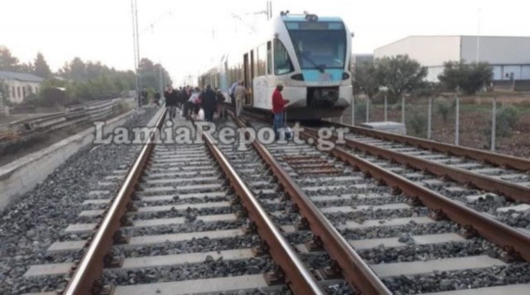 Εκτροχιάστηκε βαγόνι αμαξοστοιχίας στην Τιθορέα