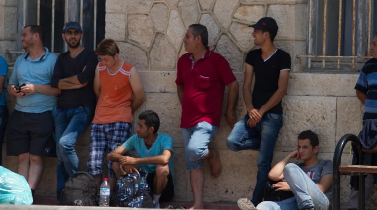 Σάμος: 12 συλλήψεις για τα επεισόδια και τον εμπρησμό