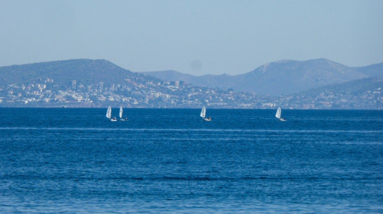 Καλοκαιρία την Πέμπτη με θερμοκρασίες έως 29 °C αλλά και μπόρες