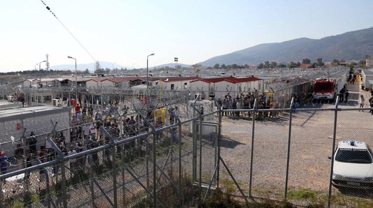 Φωτιά σε κοντέινερ στο κέντρο μεταναστών της Αμυγδαλέζας