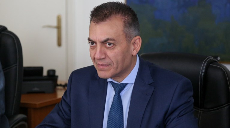 Βρούτσης κατά ΣΥΡΙΖΑ: Εικονικά τα πλεονάσματα στον ΕΦΚΑ