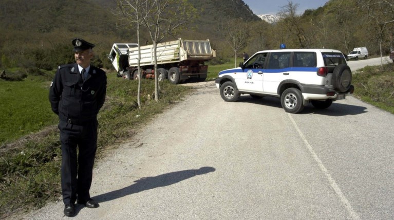 Τροχαίο στο Σουφλί με φορτηγό που μετέφερε 13 μετανάστες