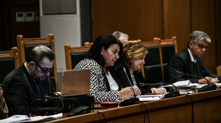 Παραλήρημα Μπαρμπαρούση στη δίκη της Χρυσής Αυγής