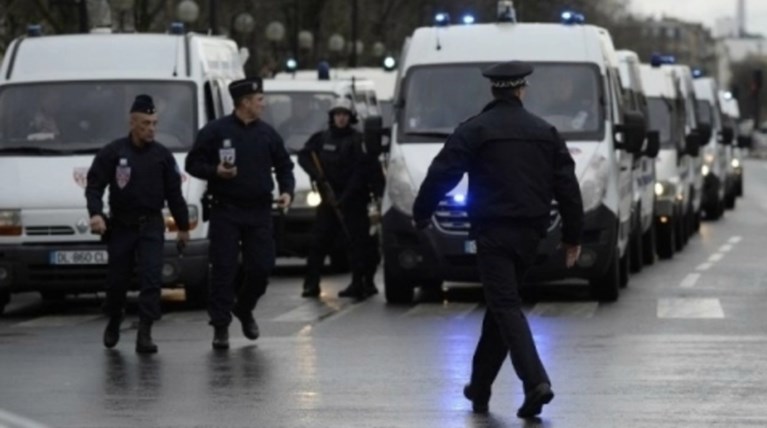 Γαλλία: Συνελήφθη ο άνδρας που ήταν ταμπουρωμένος σε μουσείο