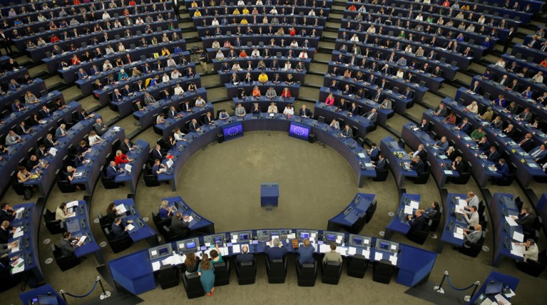 Υπέρ της έναρξης διαπραγμάτευσεων με Σκόπια και Τίρανα το Ευρωκοινοβούλιο