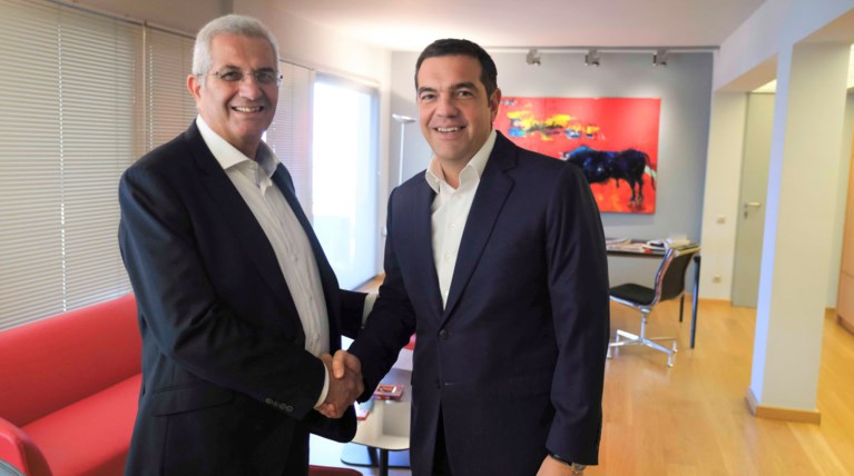Τσίπρας-Κυπριανού: Μόνη λύση για το Κυπριακό, η επανέναρξη διαπραγματεύσεων