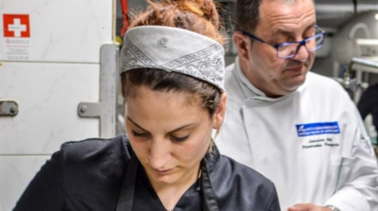 Σε 24χρονη Ροδίτισσα το βραβείο καλύτερου νεαρού σεφ Ευρώπης