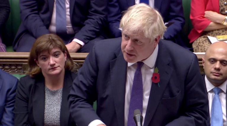 Brexit: Ο Τζόνσον φέρνει ν/σ για τις πρόωρες εκλογές