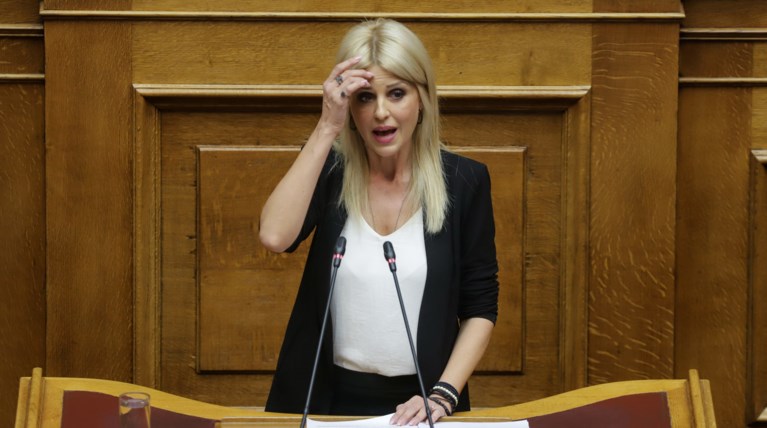 Ράπτη: Μήπως είναι σαδισμός να κάνουμε το σταυρό μας;