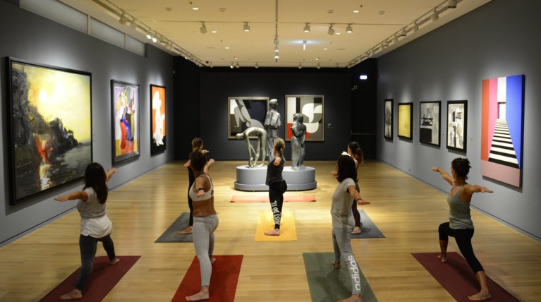 Σε ποιο μουσείο μπορείς να κάνεις γιόγκα κάθε Τρίτη και Πέμπτη;