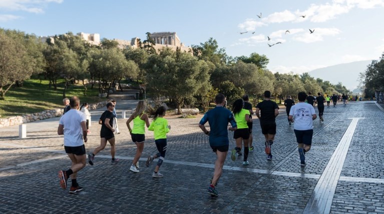 TheTOC Merrython 2019:Η πανέμορφη διαδρομή στο ιστορικό κέντρο της Αθήνας