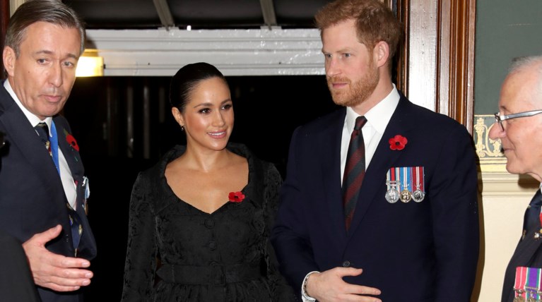 Τελεσίγραφο Χάρι-Μέγκαν στη βασίλισσα: Μην μας περιμένεις τα Χριστούγεννα