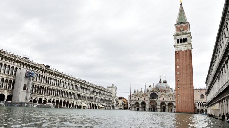 Βενετία: Έκλεισε η πλατεία του Αγίου Μάρκου από νέα πλημμύρα