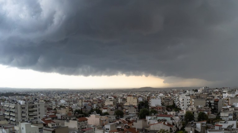 Nέα κακοκαιρία προ των πυλών: Ερχονται μπόρες, καταιγίδες και 9 μποφόρ