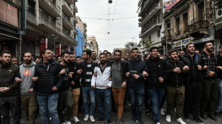 Σε εξέλιξη η πορεία για την επέτειο του Πολυτεχνείου