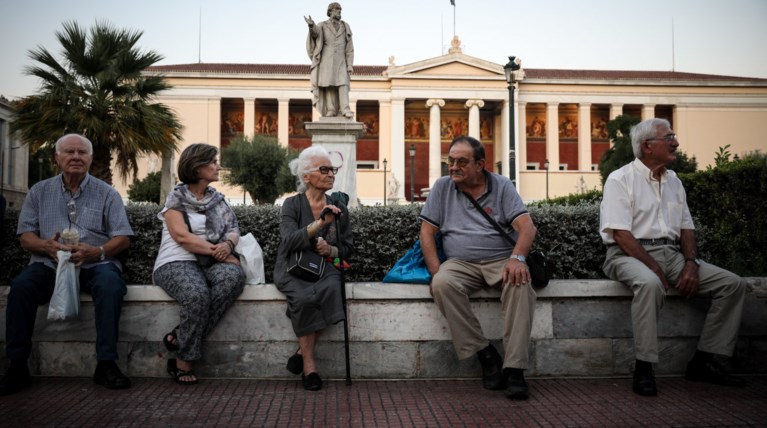 Κοινωνικό μέρισμα: Μοιράζουν 400 εκατ. - Ποιοι θα το πάρουν