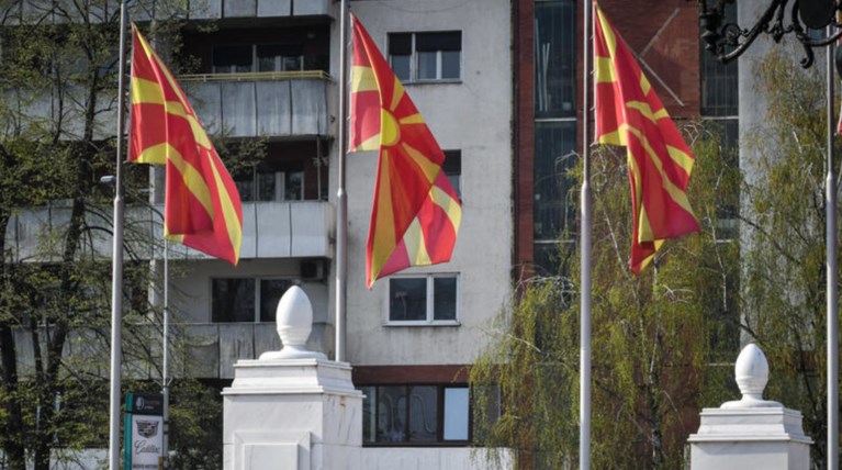 Η Γαλλία ανοίγει τα χαρτιά της για την ένταξη της Β. Μακεδονίας στην ΕΕ
