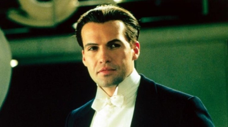 Ο «κακός» του Τιτανικού πήγε στον Ρέμο και τα 'σπασε [Εικόνες]