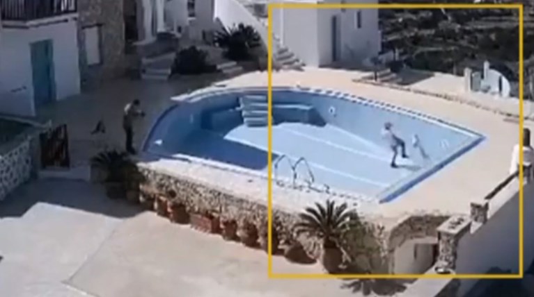 Η τυφλή γυναίκα που αγκάλιασε την τυφλή Φιόνα αφηγείται την ιστορία τους