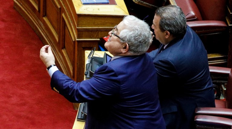 Νέες «φωτιές» στο πολιτικό σκηνικό για το άρθρο 86 για την Ευθύνη Υπουργών