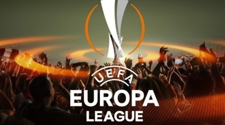 «Μπλόκο» της UEFA στην Φέγενορντ