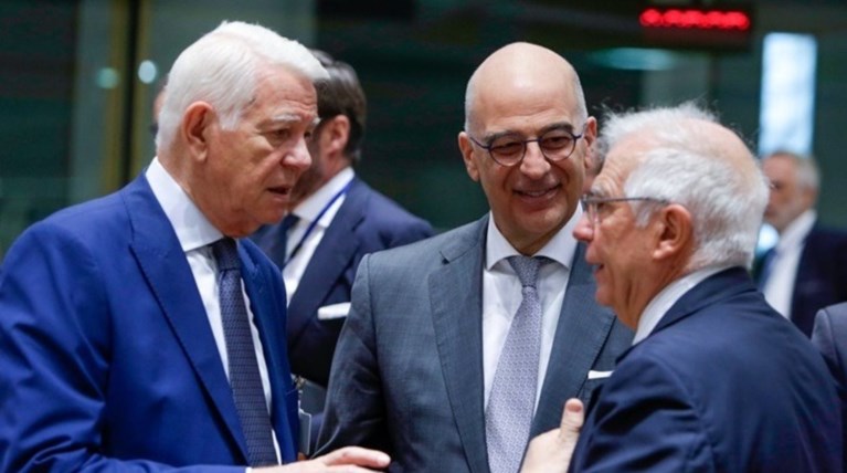 Στις Βρυξέλλες ο Δένδιας με το βλέμμα στην Τουρκία