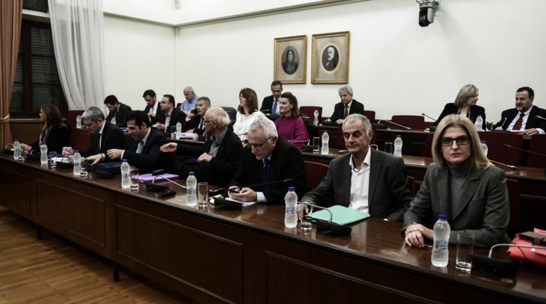 Novartis: Μετ' εμποδίων η κατάθεση Μανιαδάκη στην Προανακριτική Επιτροπή