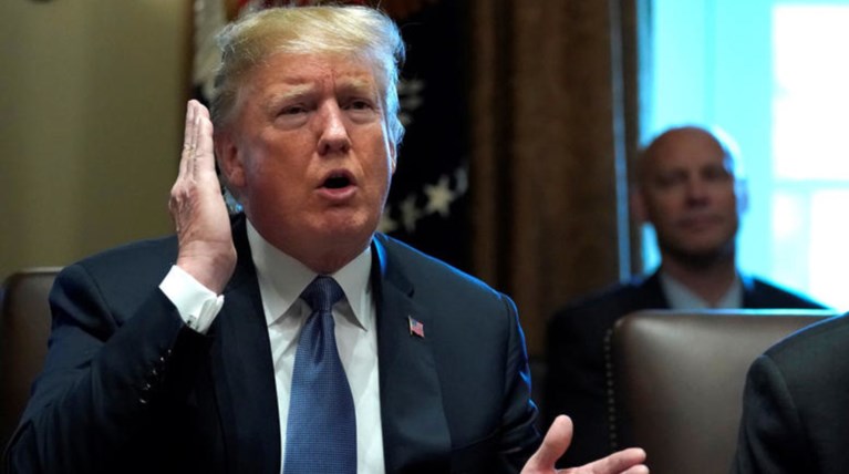 Eκθεση Βουλής των Αντιπροσώπων: Ο Τραμπ καταχράστηκε την εξουσία του