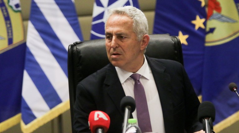 Αιχμές Αποστολάκη: Το ΝΑΤΟ τηρεί ίσες αποστάσεις με την Τουρκία