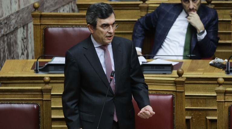 Οικονόμου: Ο ΣΥΡΙΖΑ υποστηρίζει ομάδες στο φάσμα της παρανομίας