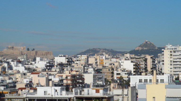 Πώς γίνονται ευκολότερα και φθηνότερα οι μεταβιβάσεις ακινήτων