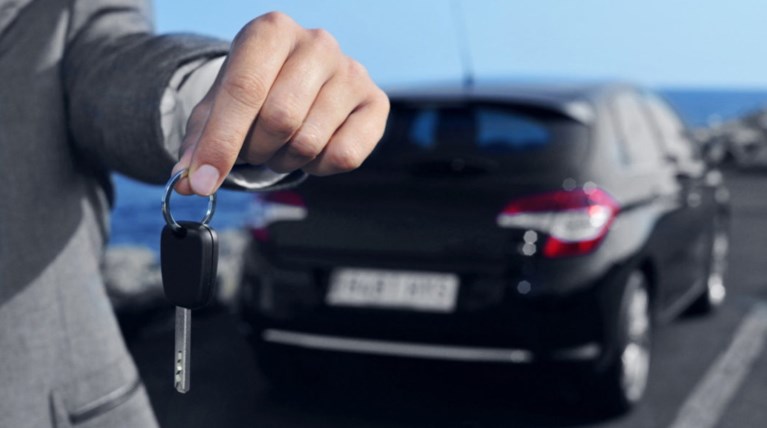 Έκλεβαν αυτοκίνητα και στη συνέχεια τα ενοικίαζαν!