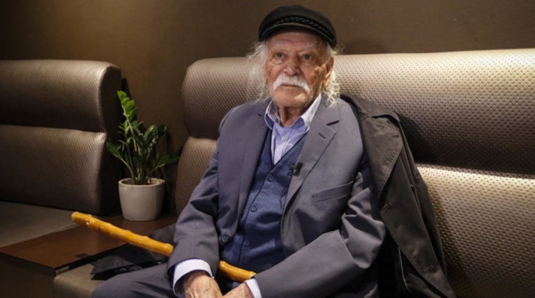 Στο νοσοκομείο ο Μ. Γλέζος: Τι αναφέρει το ιατρικό ανακοινωθέν