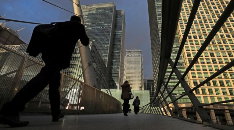 2019: Η παγκόσμια οικονομία απειλείται με αργή ασφυξία