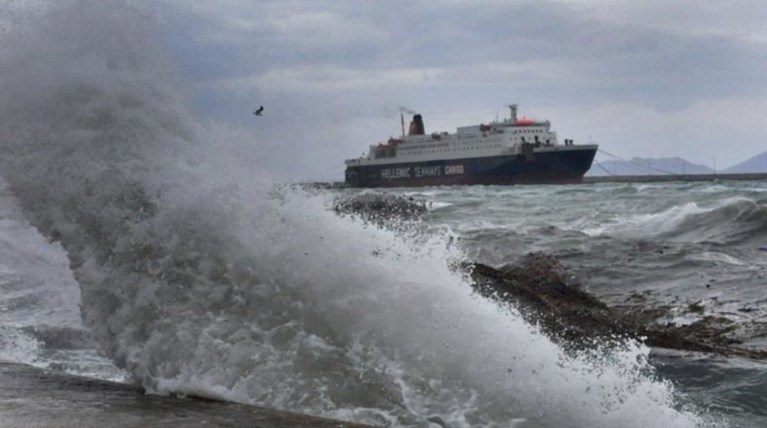 Σε ποια ακτοπλοϊκά δρομολόγια παραμένουν τα προβλήματα