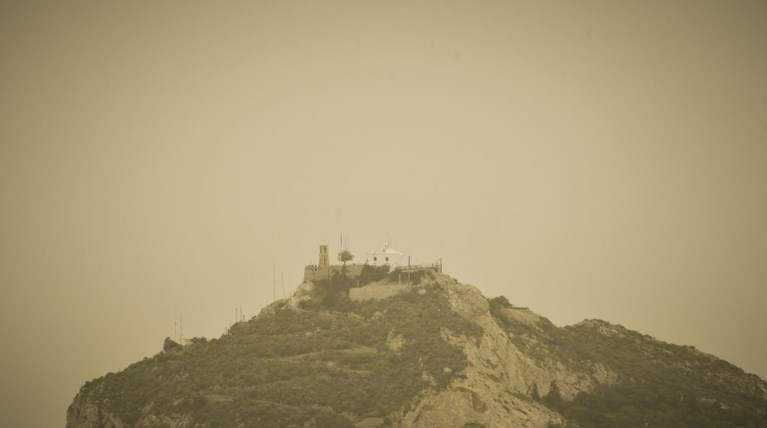Προειδοποίηση METEO: Ερχονται αφρικανική σκόνη και βροχές από αύριο