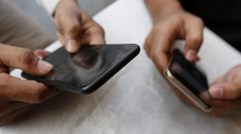 Κινητά τηλέφωνα: Ποιες είναι οι υψηλές χρεώσεις από 5ψήφια νούμερα