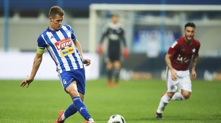 Η ΑΕΚ παίρνει τον Σιμάνσκι