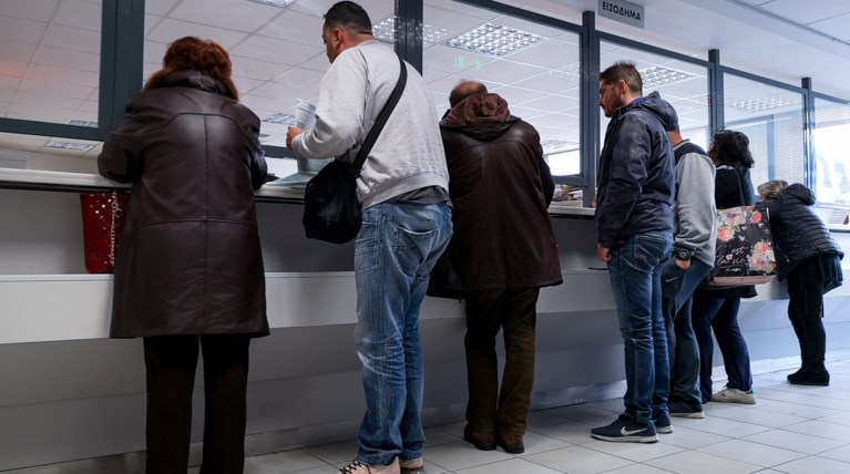 Ανάσα: Καταργείται το 2020 η εισφορά αλληλεγγύης και το τέλος επιτηδεύματος