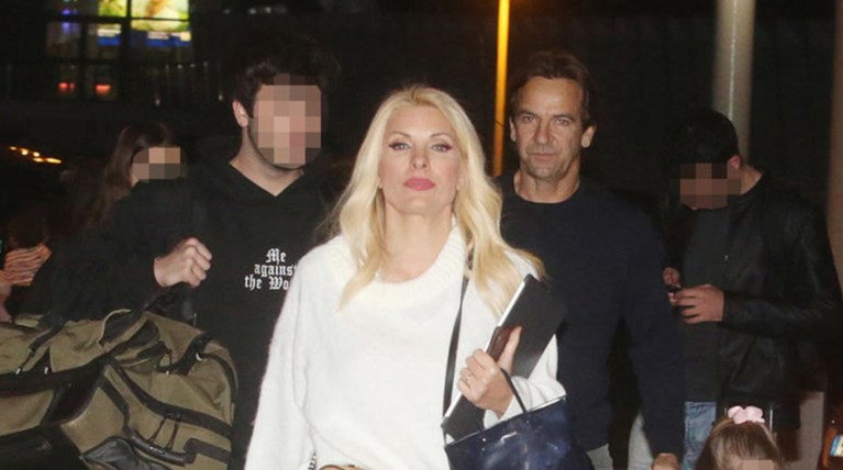 Αποκάλυψη: «Ο Άγγελος ζει με τον Λάτσιο και τα κορίτσια με τη Μενεγάκη»