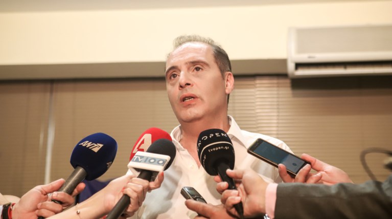 Κωμωδία: Ο Βελόπουλος δεν θέλει Σακελλαροπούλου λόγω...Αγίου Όρους [βίντεο]