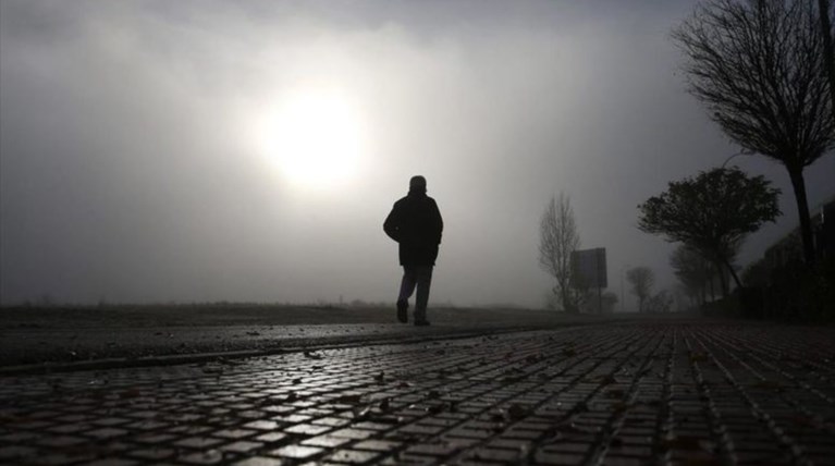 Βροχερό Σάββατο με ομίχλες και μποφόρ