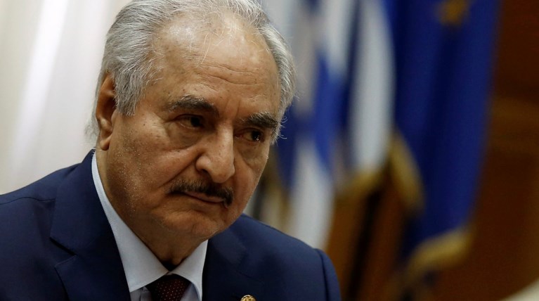 Ανάλυση Bloomberg: Ο "σκληρός" Χαφτάρ κόβει το πετρέλαιο- Δύσκολος παίκτης