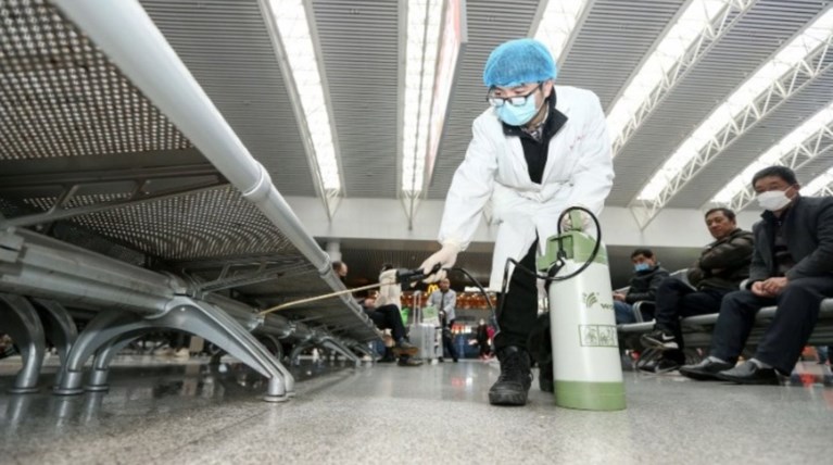 Τρομάζει ο κοροναϊός: Στους 17 οι νεκροί, 571 τα κρούσματα