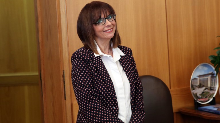 Δημοσκόπηση: Μεγάλη η αποδοχή της Αικατερίνης Σακελλαροπούλου