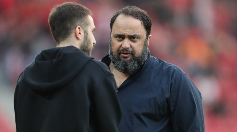 Ολυμπιακός: «Η κυβέρνηση ενδίδει σε εκβιασμούς και χαϊδεύει την παρανομία»