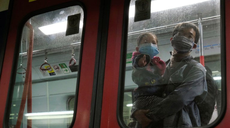 Κοροναϊός: Πρώτος θάνατος στο Χονγκ Κονγκ - 427 οι νεκροί